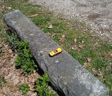 Radioactive bench